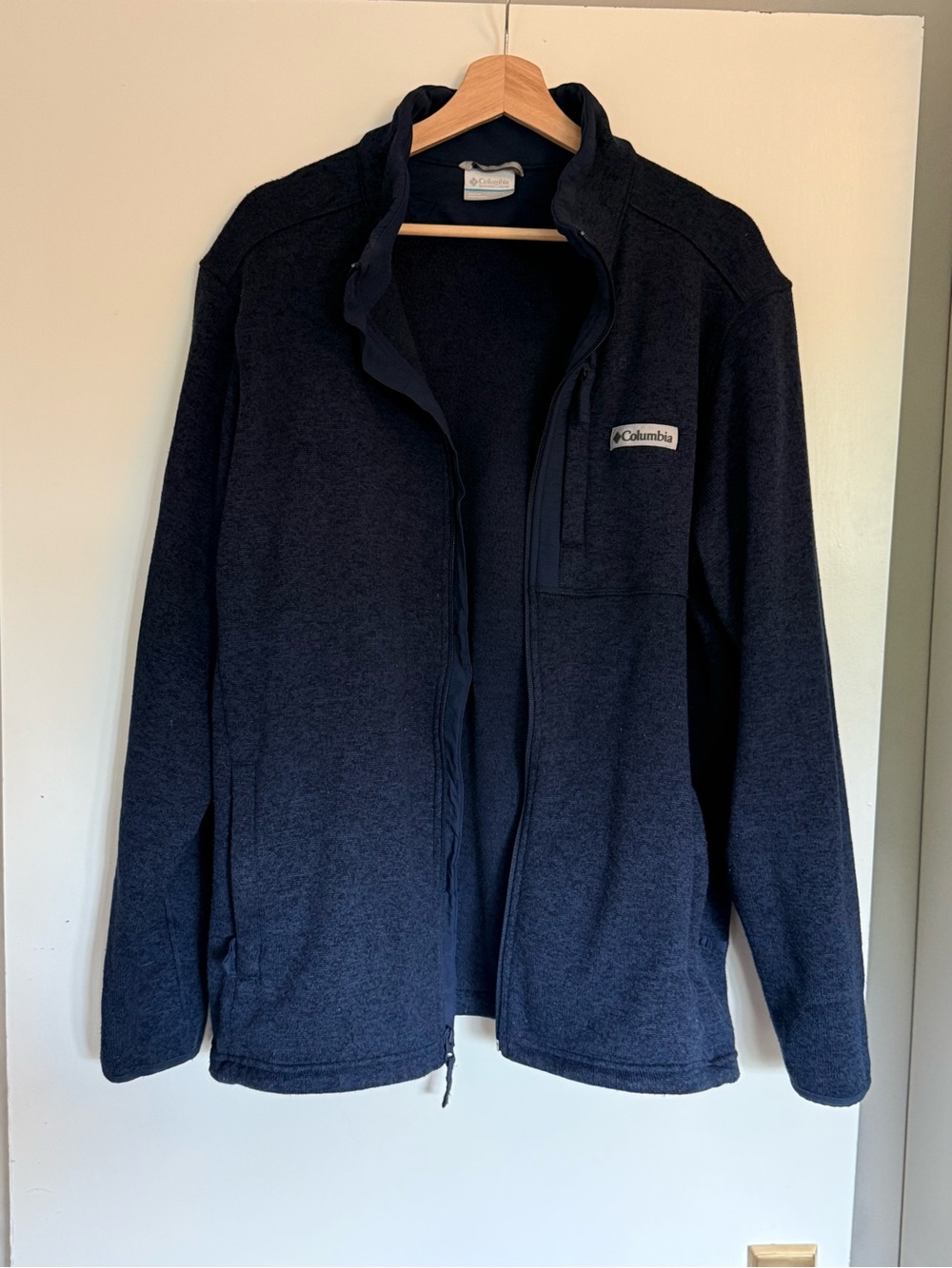 Columbia Men’s Dark Blue Full-Zip Fleece Jacket